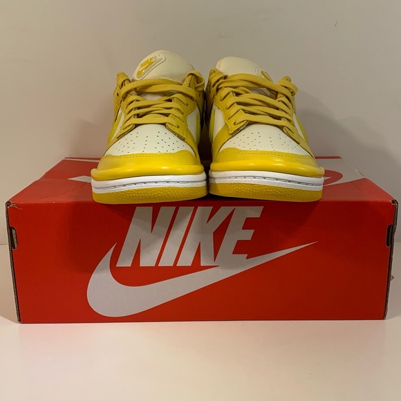 NIKE DUNK LOW TWIST VIVID SULFUR WOMENS SHOES SIZE 8 BASKETBALL SNEAKERS - Picture 4 of 11
